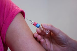 La vaccination contre la grippe chez le pharmacien.