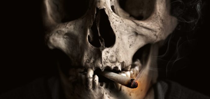 Comment fumer peut détruire votre santé de 10 façons.