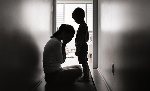 Comment aborder la perte d’un proche avec son enfant ?