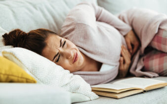 Les brûlures d'estomac et le reflux gastro-œsophagien (RGO) : comprendre et soulager les symptômes, en particulier chez les femmes enceintes.