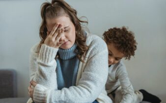 Isolement parental  : quels sont les signes ?