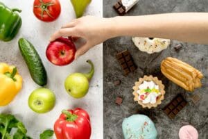 Alimentation intuitive : Écouter son corps pour mieux manger.