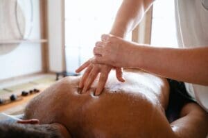 Massage : soulagement naturel par le massage
