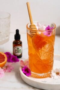 Infusion glacée au CBD : recette rafraîchissante pour l’été