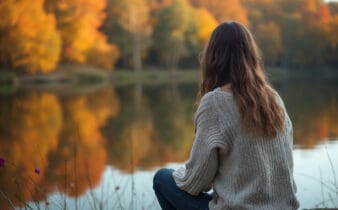 Solitude : comment transformer ce sentiment en force intérieure