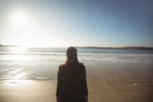 Solitude : comment transformer ce sentiment en force intérieure