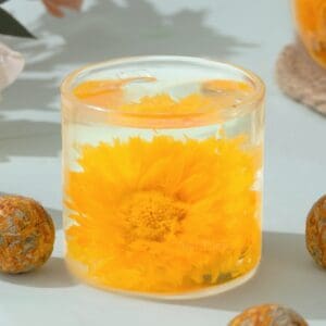 Infusions de fleurs et de fruits détox : bienfaits essentiels