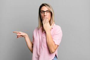 Arrêter le hoquet rapidement : méthodes efficaces.