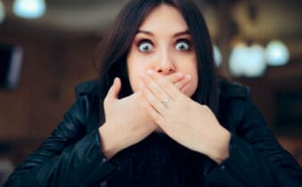 Le hoquet est-il dangereux ? Causes et risques réels.