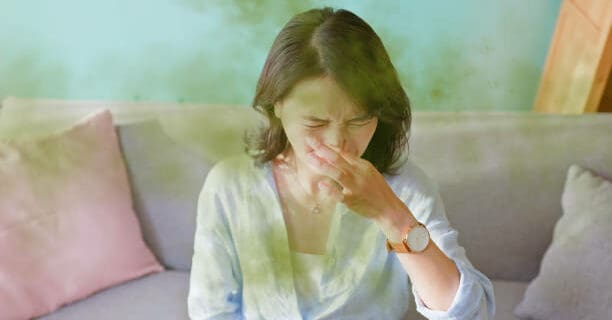 Gaz malodorants : causes digestives et solutions efficaces.