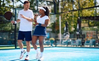 Padel : vitalité physique et sérénité mentale