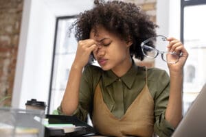 Fatigue nerveuse : symptômes, causes et solutions